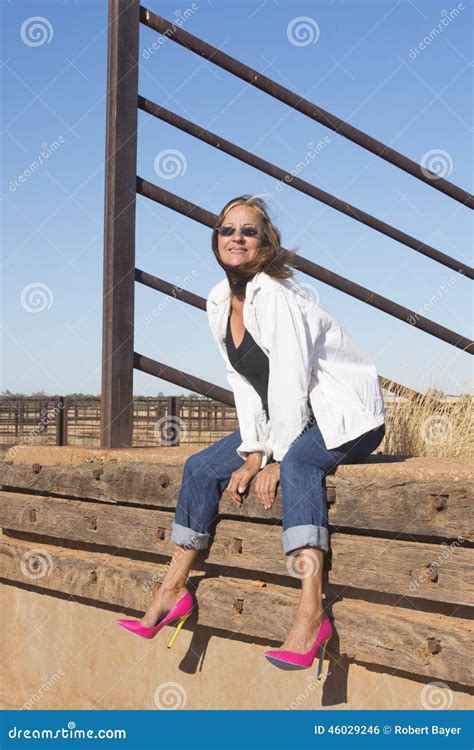 Mature Women Wearing High Heels Xnakedporn