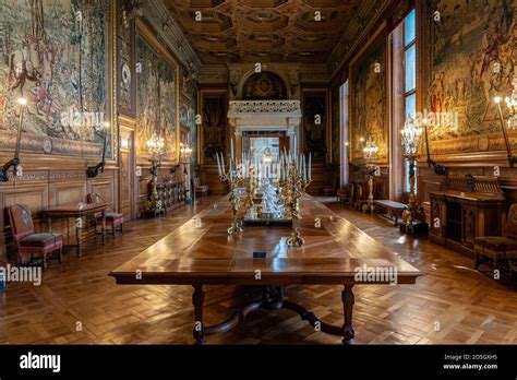 Intérieur Du Magnifique Château De Chantilly La Galerie Deer France