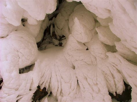 Snow Formations On Illiniza Norte Photos Diagrams And Topos Summitpost