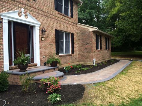 I'm pregnant with boy #5 this summer so the project will have to wait until next year. New front stoop and sidewalk with light package | Patio ...