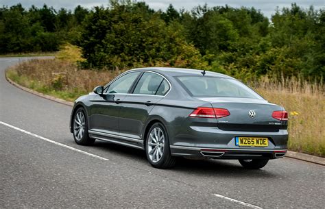 2018 Vw Passat Gets More Standard Features £22 605 Starting Price In The Uk Carscoops