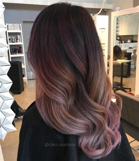 You deal with a stark contrast balayage is a technique where the color is painted into the hair to create a more natural finish. 20 splendidi esempi di balayage oro rosa!