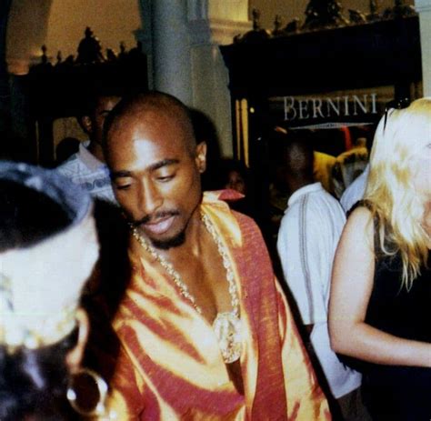 Tupacs Shooting And Death In Las Vegas Videos Photos And Full Information