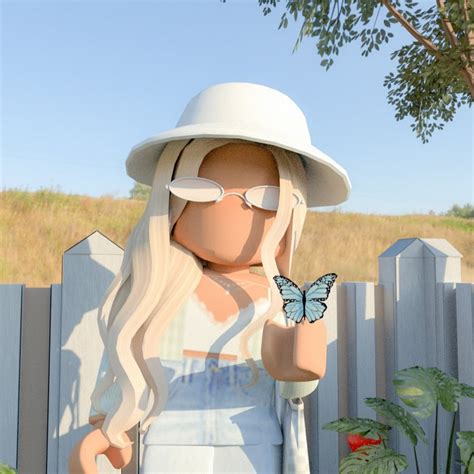 Roblox avatar girls with no face : Ayzria - YouTube