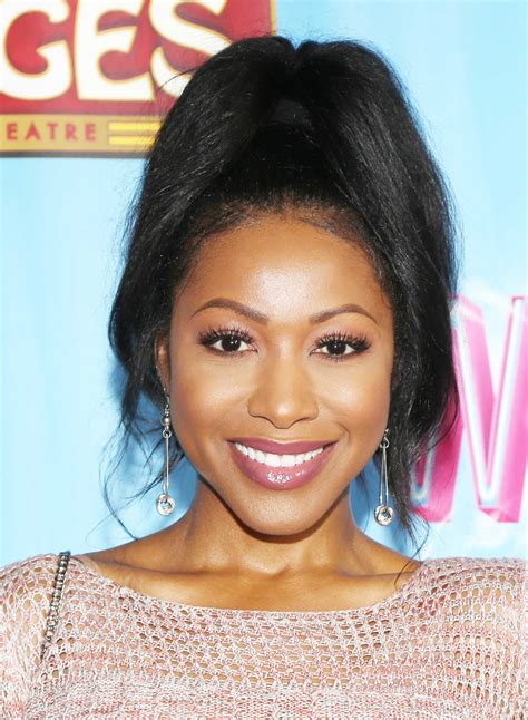Gabrielle Dennis At The National Tour Of Waitress At Hollywood Pantages