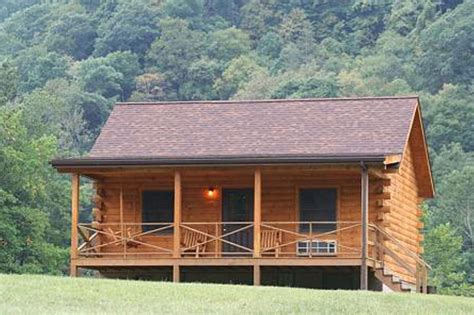Whether you choose to soak in the hot tub, sit by a warm cozy fire, relax on the deck, enjoy a fine gourmet dining experience in town, or enjoy the excellent whitewater rafting. Welcome to Harman's Luxury Log Cabins in West Virginia