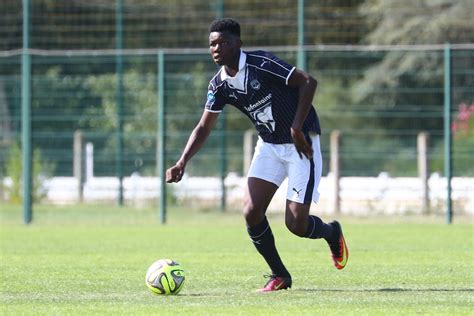 Join the discussion or compare with others! Aurelien Tchouameni: talento francese classe 2000 - World ...