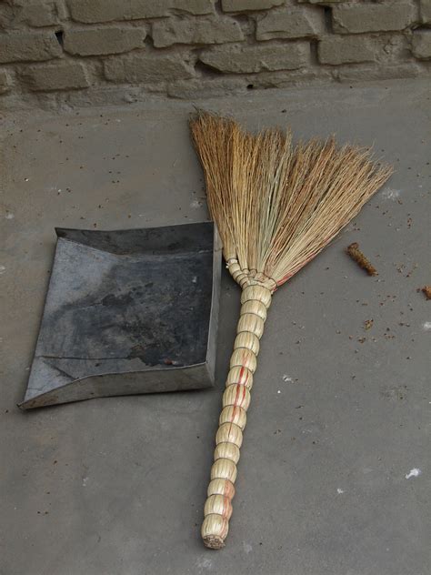 Filechinese Broom And Sweeping Tool Wikimedia Commons