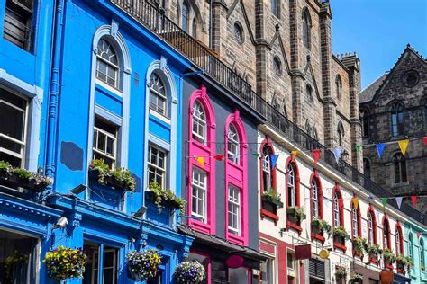 Grassmarket And Victoria Street Shops Edinburgh Parliament House Hotel