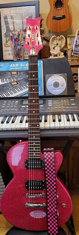 Daisy Rock Candy Debutante In Atomic Pink Sparkle Reverb