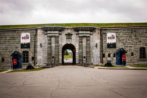 La Citadelle Fuerte De Quebec Viajando Alrededor