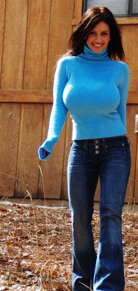 Great Boobs Under Sweater And Thigh Gap Porn Pic My Xxx Hot Girl