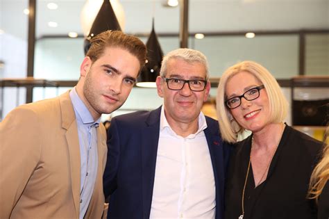 Acceso aos recursos en liña e ao catálogo de publicacións para consulta e préstamo. Modenschau im neuen Cuplé Store in Düsseldorf - ein super ...