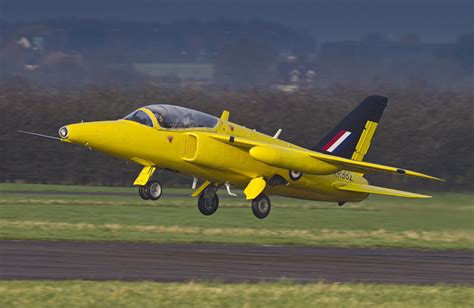 Airfix A76505 Folland Gnat Yellowjacks Aerobatics Team Grootste