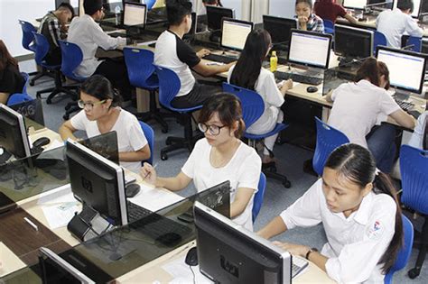 Năm 2020, chỉ tiêu tuyển sinh theo phương thức thi đánh giá năng lực tại các. Kỳ thi đánh giá năng lực năm 2021 của các trường đại học ...