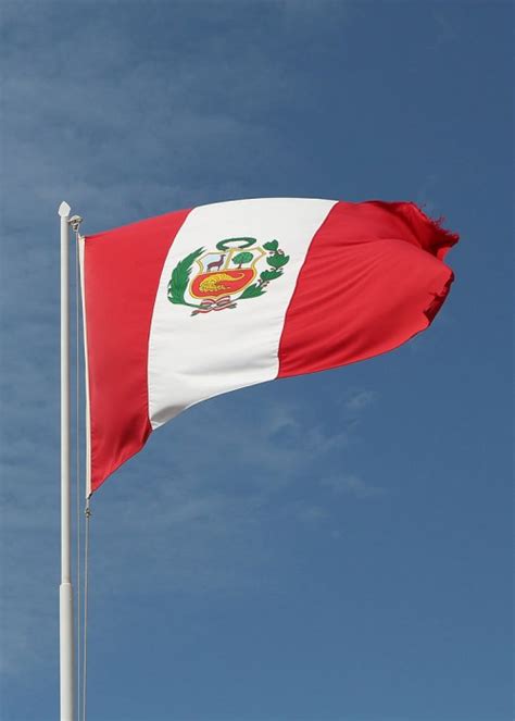 Imágenes De La Bandera Del Perú Fotos E Información De Todas Las
