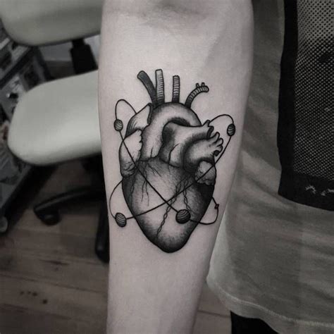 39 Inspiring Anatomical Heart Tattoos Tattoobloq Heart Tattoo