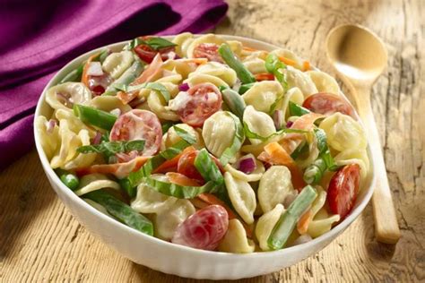 Look no further, i have got you covered with this creamy pasta salad recipe. 10 Best Creamy Mayonnaise Pasta Salad Recipes