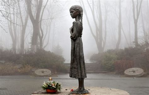 holodomor the soviet era famine that devastated ukraine malevus