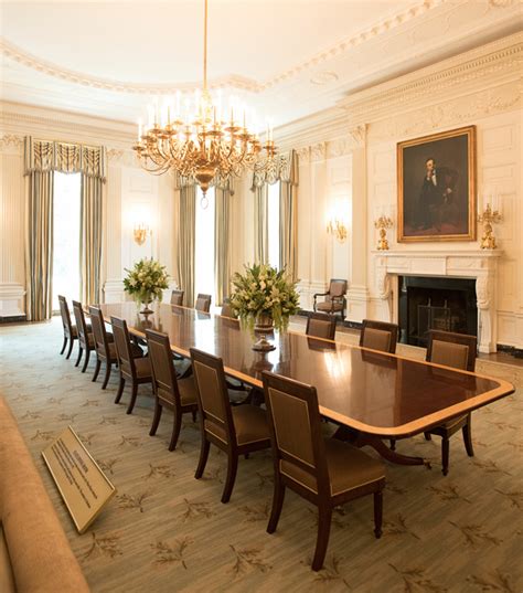 The State Dining Room White House Video Tour White House Historical