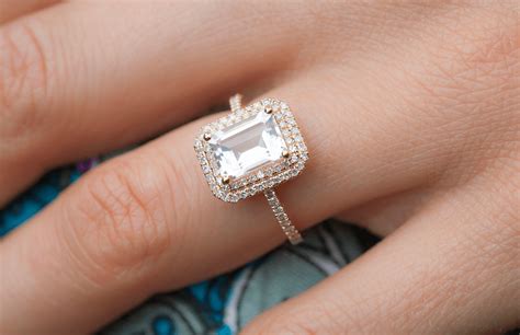 How To Choose A Diamond Shape When Buying An Engagement Ring
