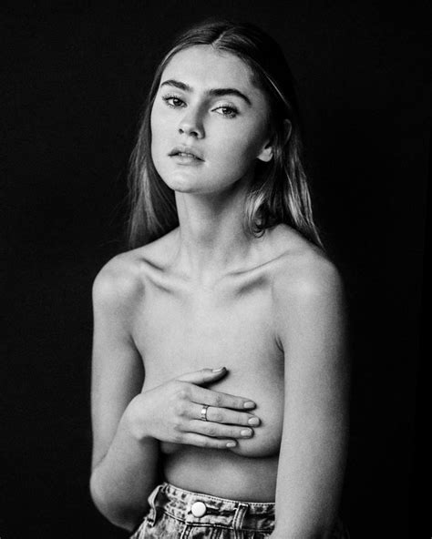 Stefanie Giesinger Nackt Nacktbilder Playboy Nacktfotos Fakes Oben My