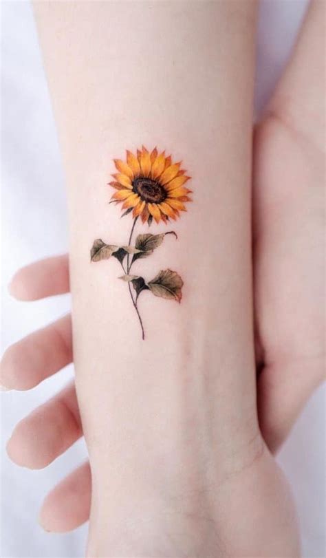 50 Small Sunflower Tattoo Ideas