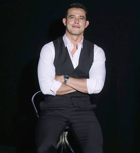 Sangkar ray nak lawan dalam 'sangkar' dengan zul ariffin, tapi zul yang latih ray. zul ariffin | Beautifulnara - Gosip Artis Malaysia Terkini