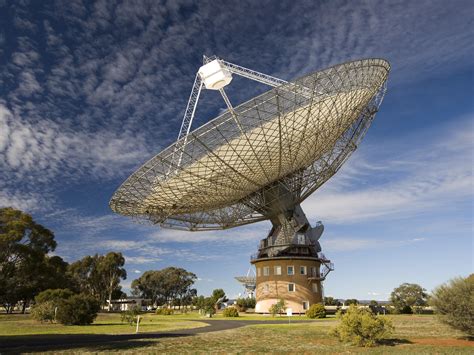 In A Far Off Galaxy A Clue To Whats Causing Strange Bursts Of Radio