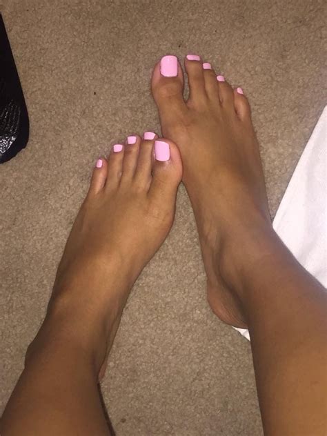 Pin By Marie On Claws Pink Toe Nails Toe Nails Pink Toes