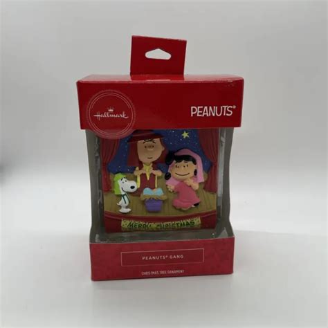 Peanuts Gang Christmas Ornament Nativity Pageant Snoopy Charlie Brown