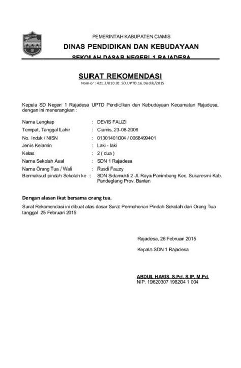 Contoh surat pengalaman kerja adalah surat yang dibuat atau dikeluarkan oleh suatu instansi atau perusahaan yang tujuannya adalah untuk menerangkan atau memberikan sebuah pernyataan bahwa seseorang yang menjadi objek(yang diterangkan) dalam surat tersebut memang benar pernah. 15+ Contoh Surat Rekomendasi Beasiswa, Kegiatan ...