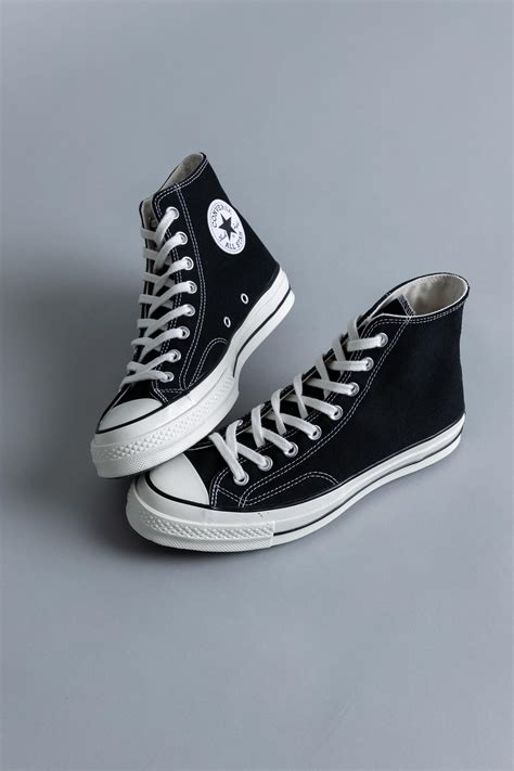 There is a simple way to clean, deodorize and store your leather or canvas converse shoes to keep them looker newer for longer. Converse Chuck Taylor 70 Black High • Centreville Store