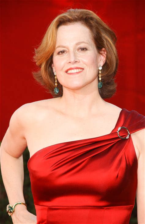 Sigourney Weaver Pictures Primetime Emmy Awards 2009 Red Carpet Photos