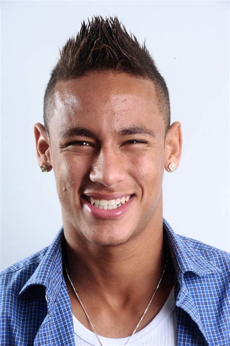 Sports Stars Neymar Da Silva Profile Pictures And Wallpapers