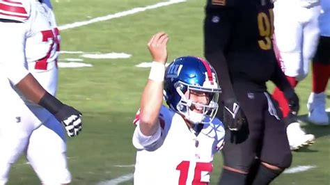 Who Is Tommy Devito All About The Giants Quarterback