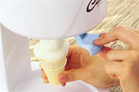 It S Fun To Have A Soft Serve Ice Cream Maker That Can Make The Hottest Fluffy Soft Serve I