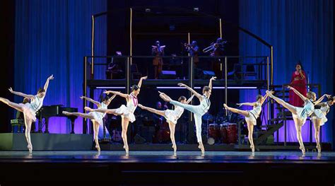 Oregon Ballet Theatre Is Seeking Professional Dancers To Join For The