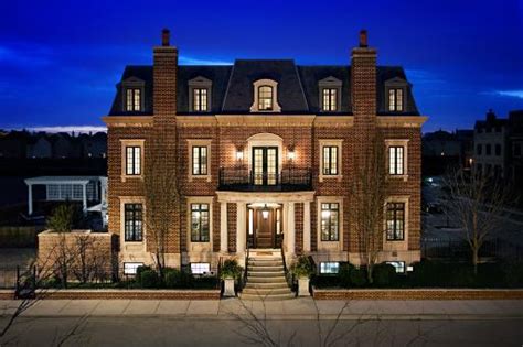 Newly Listed 4 Story Brick Mansion In Chicago Il Homes Of The Rich