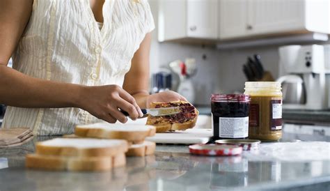 Peanut Butter And Jelly Sandwich Making Tips Wellgood