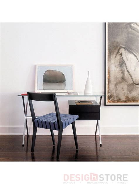 Explore all case pieces and storage cabinets knoll modern long mahogany executive desk with leather insert from a millionaire's estate. Knoll Albini Mini Desk Albini Werktafels | Designstore