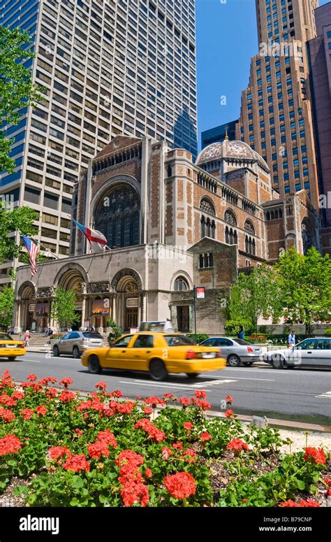 St Bartholomew Church On Park Avenue In Midtown Manhattan New York
