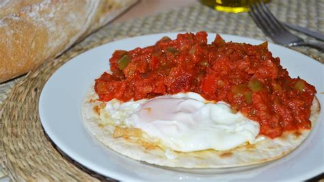 La repostería suele ser una tarea pendiente en la práctica de la cocina: Huevos Rancheros | Recetas de cocina rápidas y fáciles ...