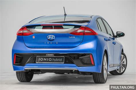 The latest offering from the korean car manufacturer to reach malaysian shores is proof of this. Hyundai Ioniq Hybrid in Malaysia: CKD, 7 airbags, from ...