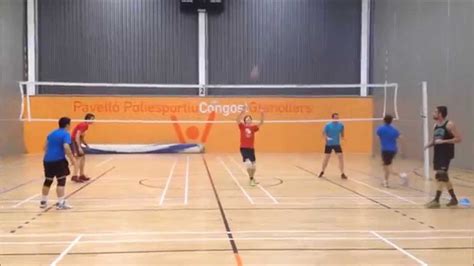 Voleibol Ejercicio De Bloqueo Y Recepción En Grupo Youtube