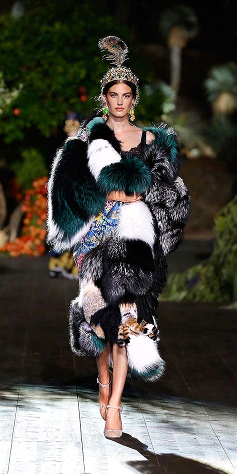 Dolce Gabbanas Midsummer Nights Dream Alta Moda Autumn Winter 2015