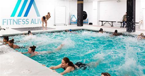 This Fitness Alive Pool Workout Is The Perfect Summer Exercise Class