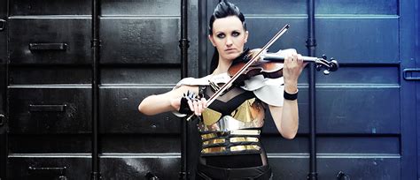 electric violinist naomi tagg south africa