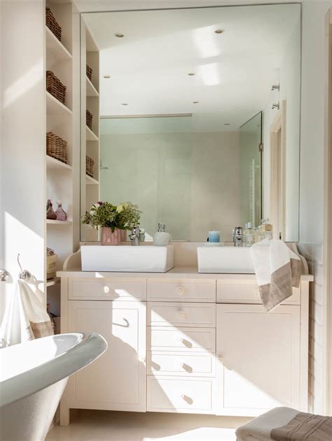 El mueble para baño es una parte importante del diseño y funcionalidad de cualquier baño. Muebles perfectos para baños pequeños