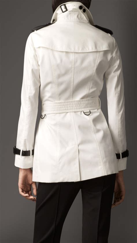 Lyst Burberry Short Leather Detail Gabardine Trench Coat In White